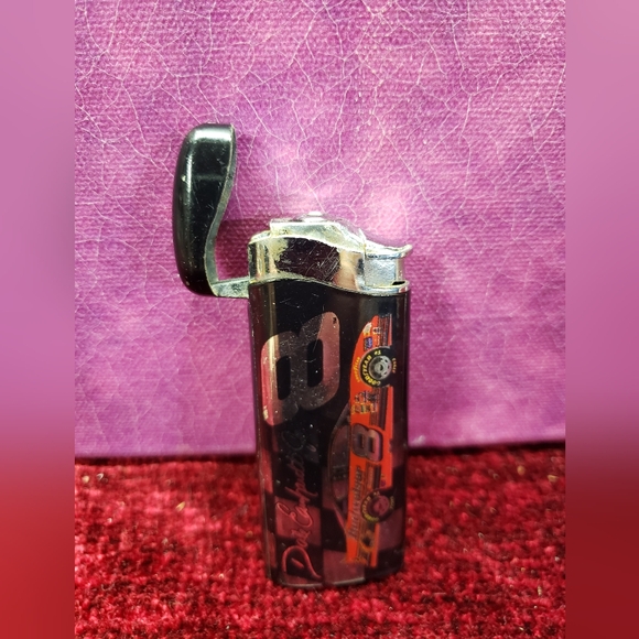 Earnhardt Lighter and Key Chain - Picture 3 of 3